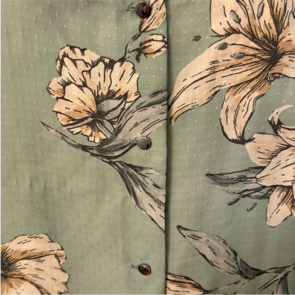 RW&CO. Sage Green Floral Print Blouse Pleated Ballon Sleeves Size Small - Picture 9 of 13